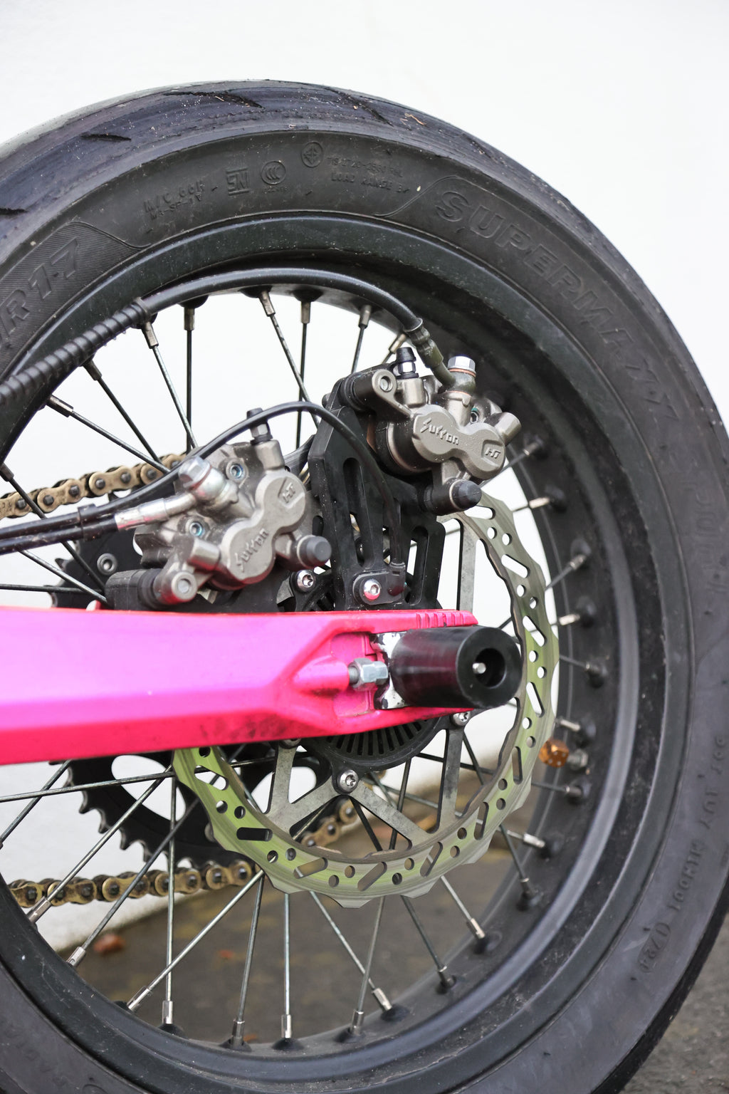 ULTRA BEE AXLE SLIDERS